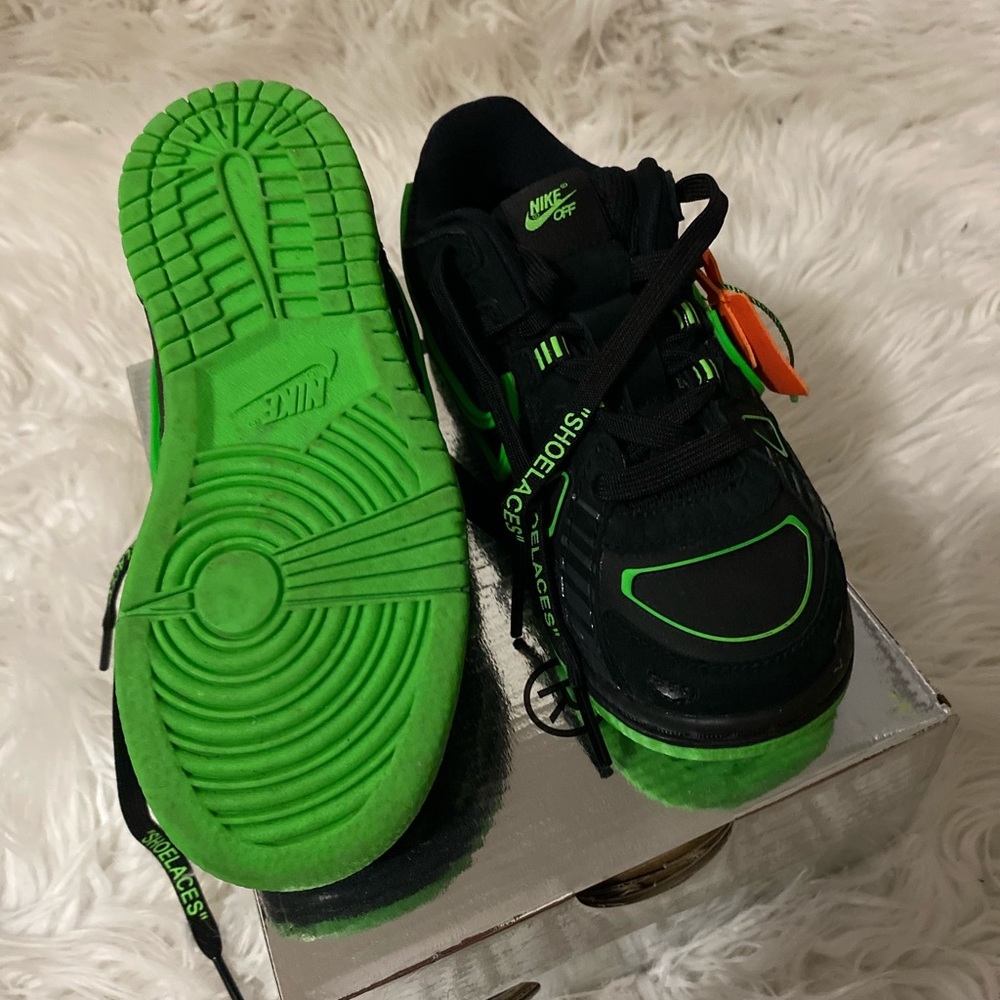 Off-White Dunks - Picture 3 of 3